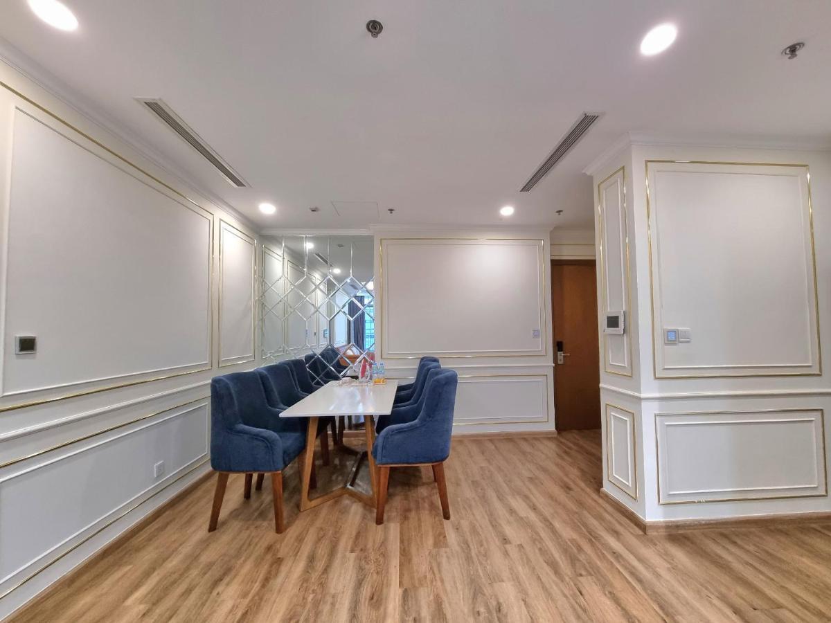 Landmark Luxury - Vinhomes Park Apartamento